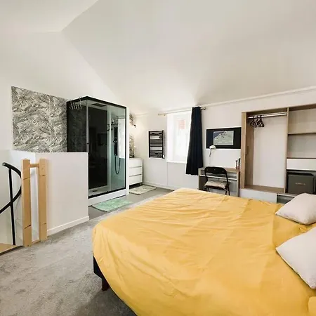 Maison La Coulee Douce 펜션 르트레포르