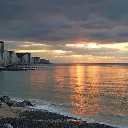 Maison La Coulee Douce Ferienhaus